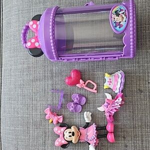 Dress up minnie mouse